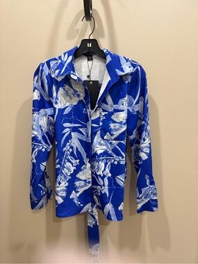 Stylestalker Blue and White Floral Shirt Jacket